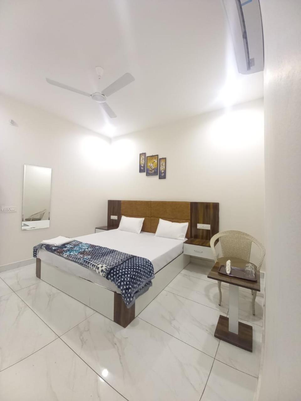 Hotel Kg Residency Ludhiana Extérieur photo