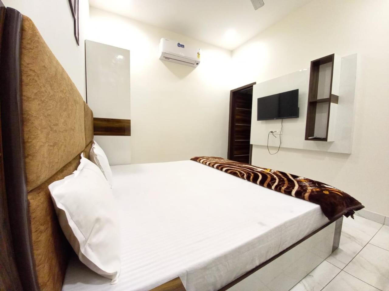 Hotel Kg Residency Ludhiana Extérieur photo